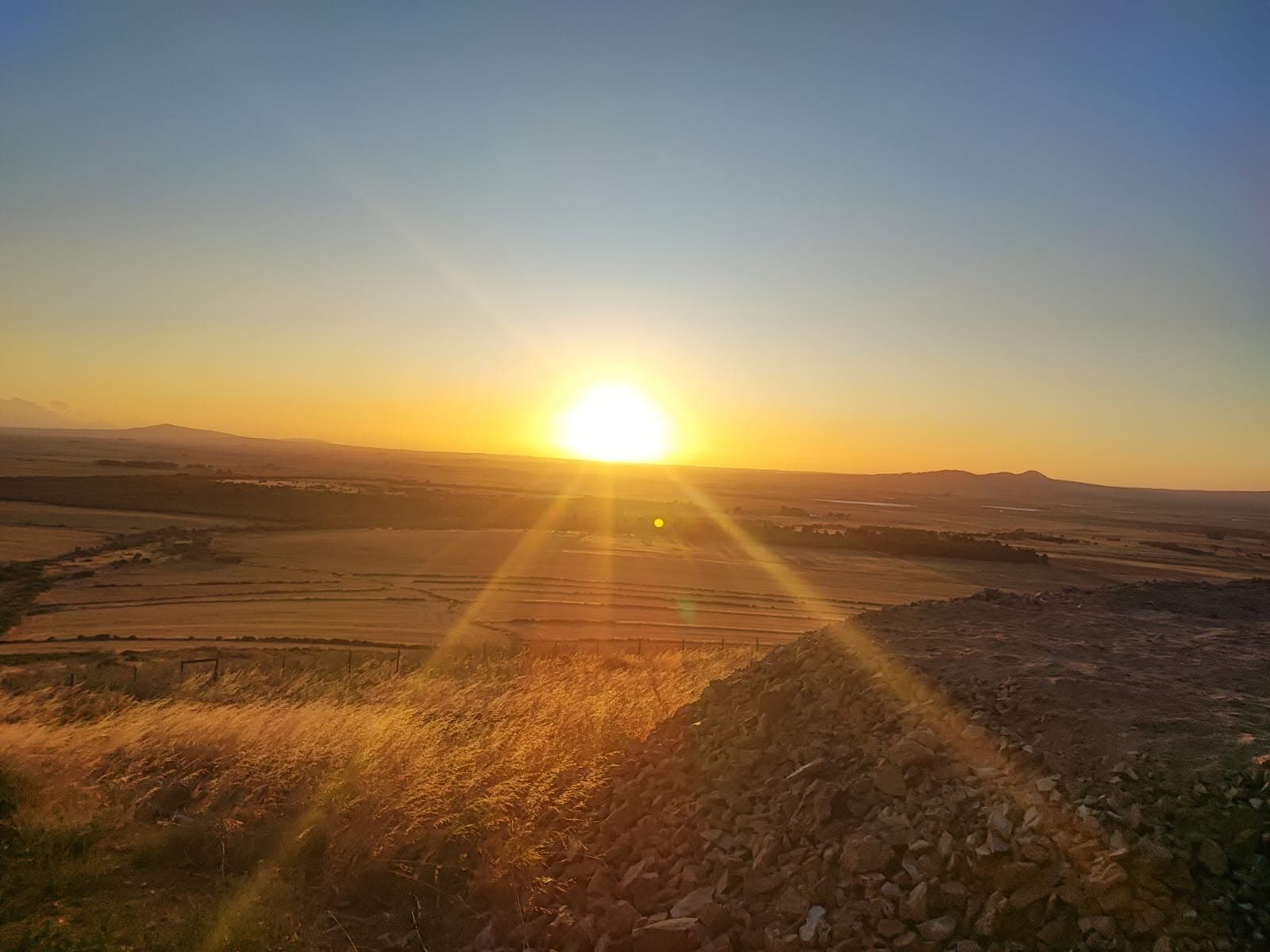 Golden hour over Nassau Farm, Swartland